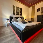 شقة Urban Spacious Bright With Danubeview