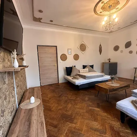 Urban Spacious Bright With Danubeview * Λιντς